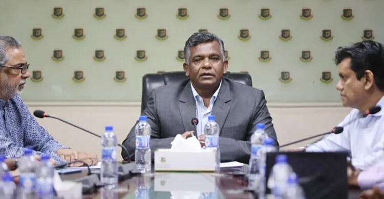 মোস্তাফিজ ইস্যুতে জরুরি মিটিং ডেকেছে বিসিবি