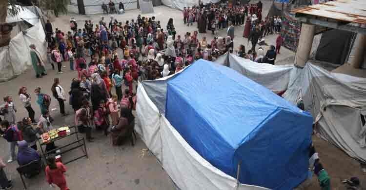 যে কোনো সময় লাগতে পারে গুলি, এরপরও স্কুলে যাচ্ছে গাজার শিশুরা