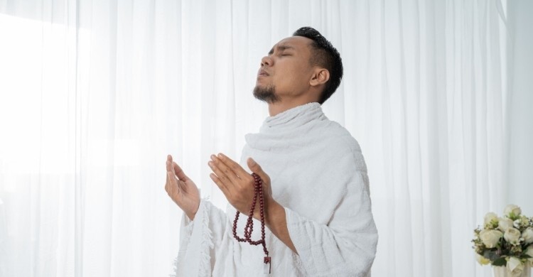 জানা-অজানা শিরক থেকে বাঁচার দোয়া