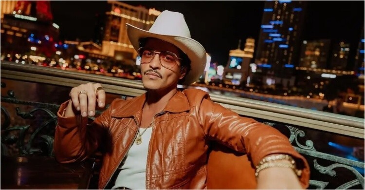 আসছে ব্রুনো মার্সের নতুন অ্যালবাম ‘দ্য রোমান্টিক’