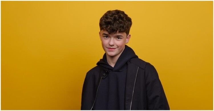 বড়দের মঞ্চে ১৬ বছরের কিশোরের বাজিমাত