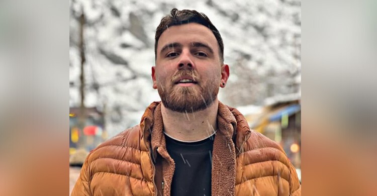 এরফানকে শেষবার দেখতে ১০ মিনিট সময় পাচ্ছে পরিবার