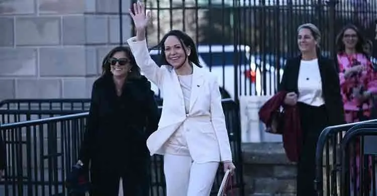 ট্রাম্পকে নিজের নোবেল পুরস্কার উপহার দিয়েও স্পষ্ট সমর্থন পেলেন না মাচাদো