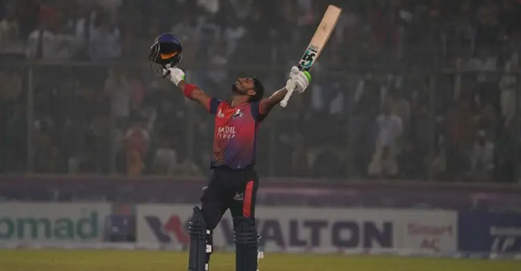 সেঞ্চুরিতে ইতিহাস গড়ে গেইলের কাছাকাছি তানজিদ তামিম