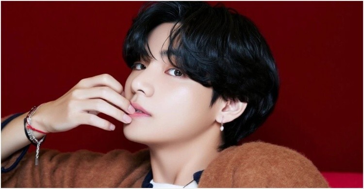 মেসি-রোনালদোকেও ছাড়িয়ে গেলেন বিটিএস তারকা