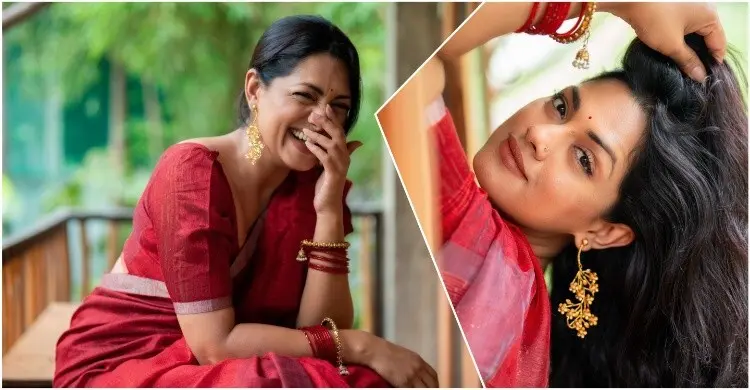 লাল শাড়িতে তিশার লাজুক হাসি, দিলেন রহস্যময় বার্তা
