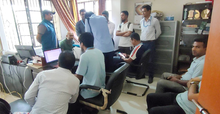 ঘুসের ৫০ হাজার টাকাসহ আটক বিসিক কর্মকর্তা