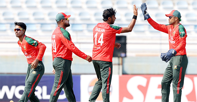 টিভিতে দেখুন আজকের খেলা, ১৭ নভেম্বর, ২০২৫