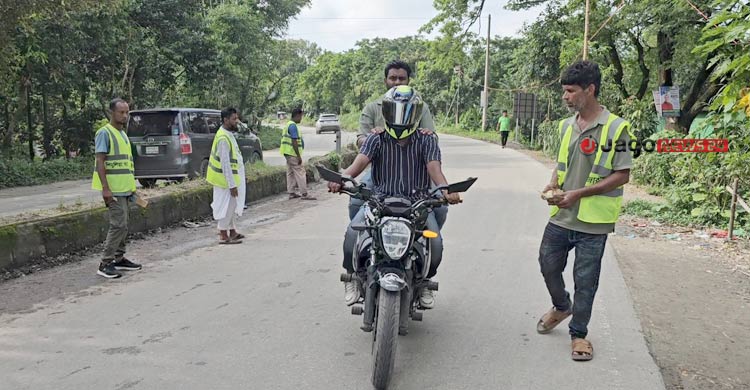 টোল নৈরাজ্যে কমছে পর্যটক-দর্শনার্থী, ব্যবসায় মন্দা