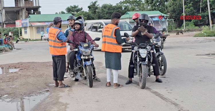 টোল নৈরাজ্যে কমছে পর্যটক-দর্শনার্থী, ব্যবসায় মন্দা