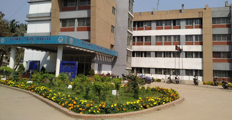 হ্যান্ডকাফসহ পুলিশের হাত থেকে পালালো আসামি