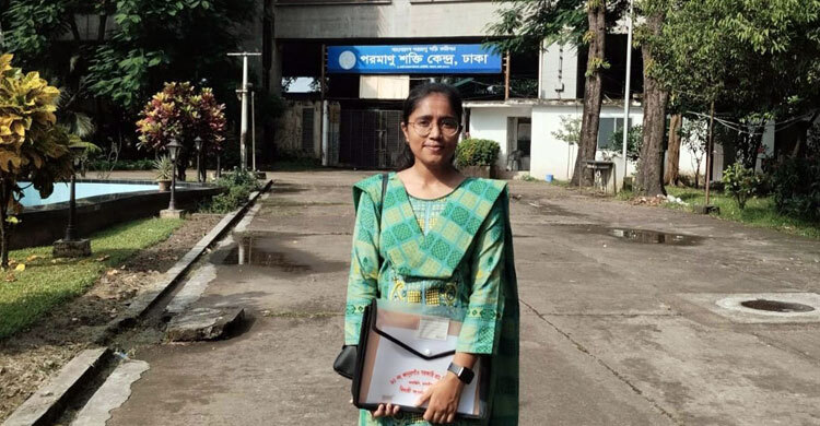 আমাকে পরামর্শ দিয়ে পাশে থাকবেন: তন্বি