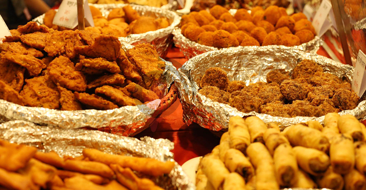 বেইলি রোডের অভিজাত ইফতারি দামেও চড়া