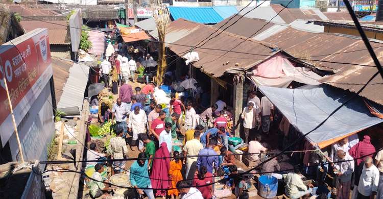 ঐতিহ্য হারাচ্ছে শতবর্ষী হাট-বাজার