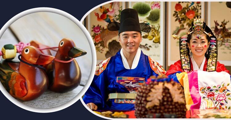 বিয়েতে শাশুড়িকে একজোড়া পুতুল হাঁস উপহার দেন বর