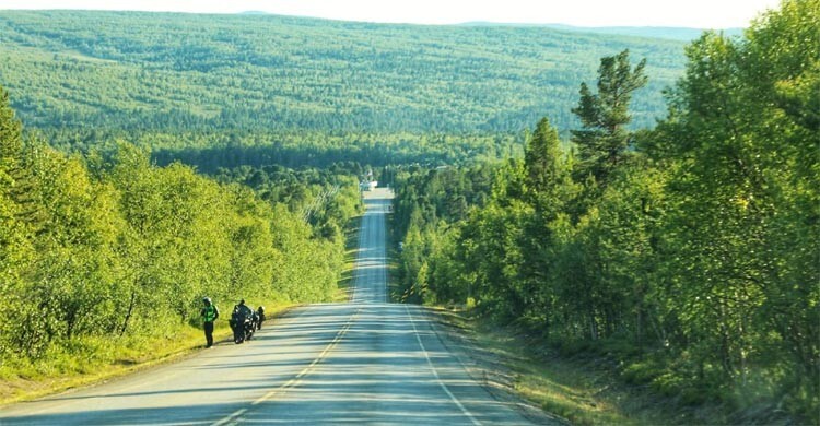 মেরুজ্যোতির শহর রোভানিয়েমি ভ্রমণ