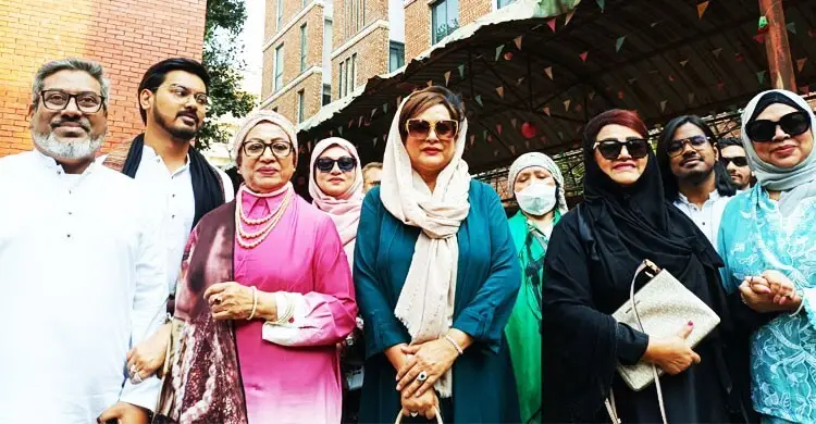 জহির রায়হানের ছেলে ইলেকশনে এটাই বড় ব্যাপার, যা বললেন গর্বিত সুচন্দা