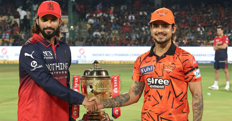 উদ্বোধনী ম্যাচে টস জিতে হায়দরাবাদকে ব্যাটিংয়ে পাঠাল বেঙ্গালুরু