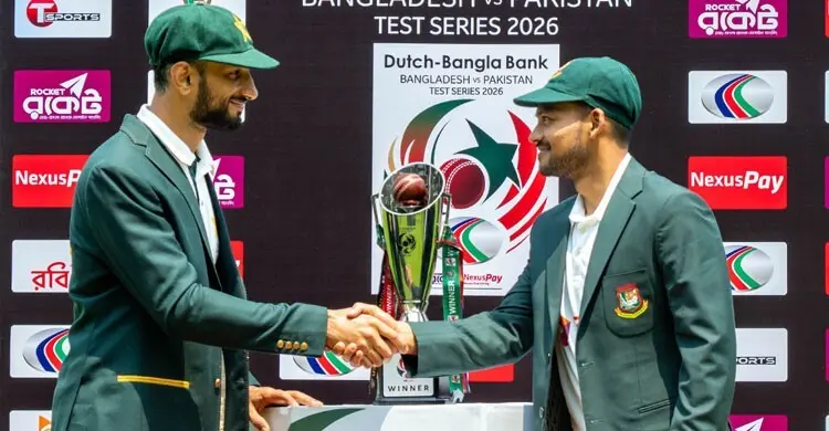 বাংলাদেশকে ব্যাটিংয়ে পাঠালো পাকিস্তান