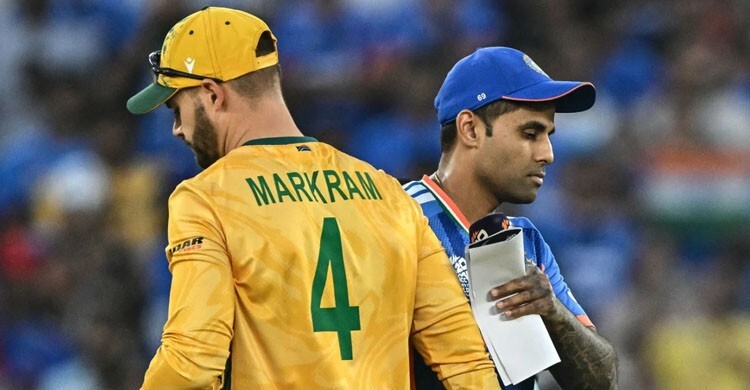 টস জিতে ব্যাটিংয়ে দক্ষিণ আফ্রিকা