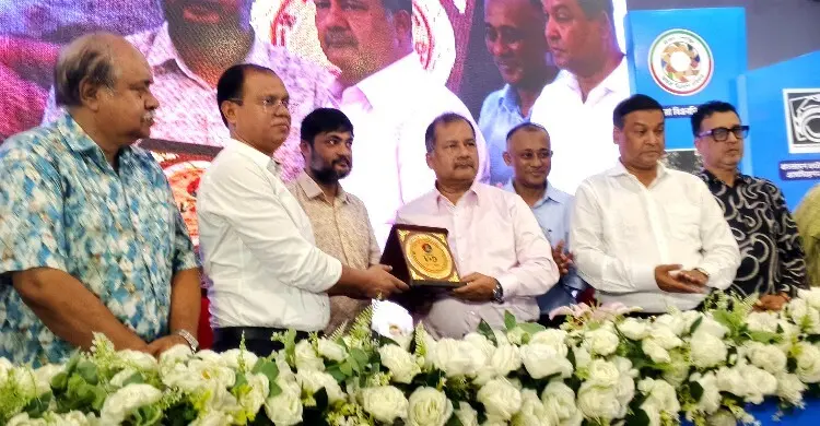 সংসদের বিষয়কে রাজপথে এনে অস্থিরতা তৈরির অপচেষ্টা চলছে: তথ্যমন্ত্রী