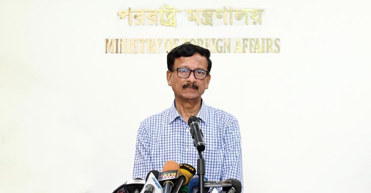 Dhaka calls for Delhi-Islamabad talks to ease tensions