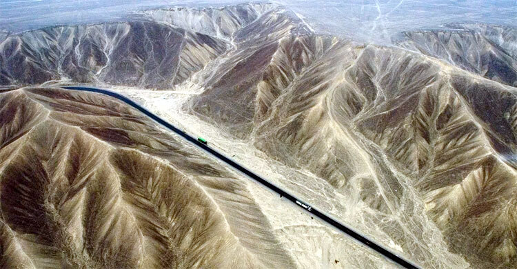 যে রাস্তা ধরে হাঁটলে পৌঁছানো যায় ১৪ দেশে