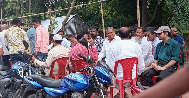 ক্যাম্পাসের চারপাশে বিএনপি-জামায়াতের অবস্থান