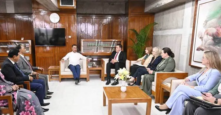 Australian parliamentary team meets PM, eyes stronger ties