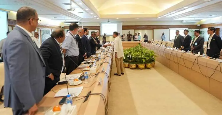 Tarique hears business concerns, targets end to bottlenecks in 24 months