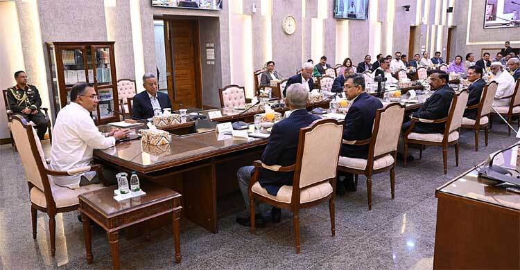 Cabinet sits in first meeting at Cabinet Division