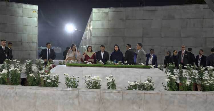 First stop after swearing-in: Tarique at parents’ graveside