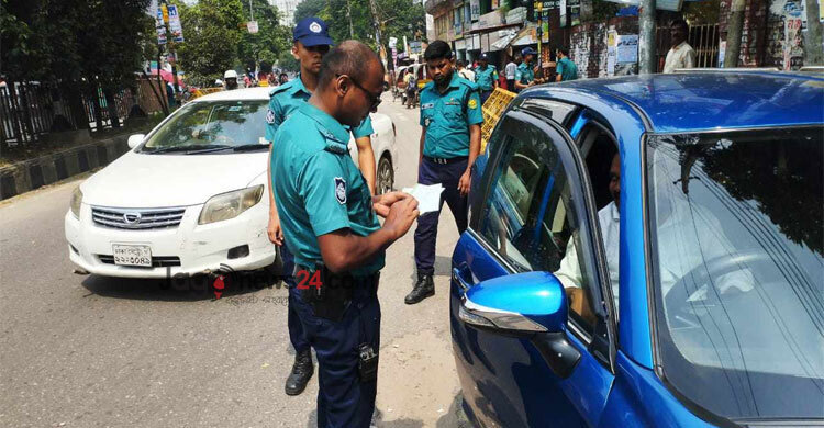 Traffic violations: DMP files 870 cases, fines Tk 35.79 lakh