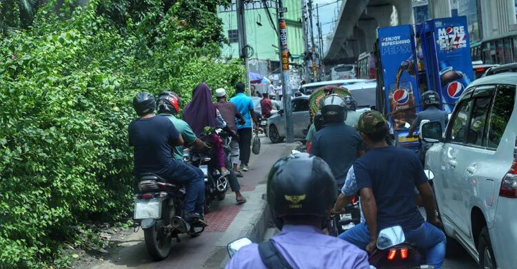Dhaka paralysed as political rallies trigger daylong traffic congestion