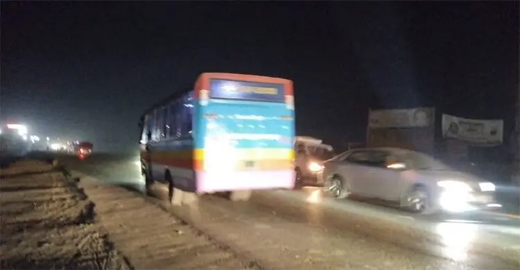 সাড়ে ৭ ঘণ্টা পর ঢাকা-সিলেট মহাসড়কে যান চলাচল স্বাভাবিক