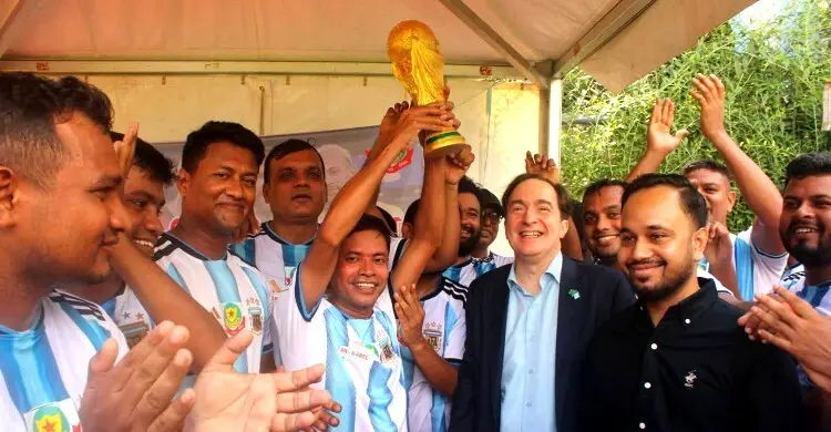 গুলশান ট্রাফিক বিভাগের ফুটবলে চ্যাম্পিয়ন আর্জেন্টিনা ফ্যানস টিম