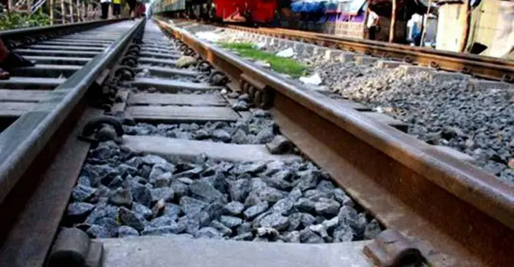 পটিয়ায় ট্রেনে কাটা পড়ে নারী শ্রমিক নিহত