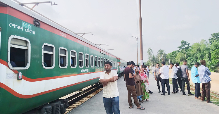 দাবি আদায় না হলে ২৮ আগস্ট থেকে কর্মবিরতি রেলকর্মীদের