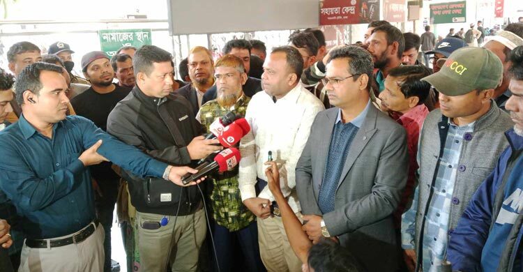 কর্মবিরতি চলবে, আলোচনার পথ খোলা রয়েছে