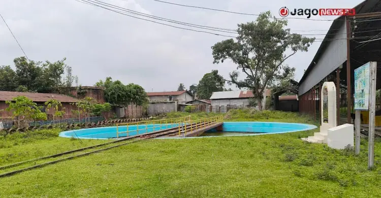রেলওয়ের উদাসীনতা, কোটি টাকার প্রকল্পে মশা-ব্যাঙের বাসা