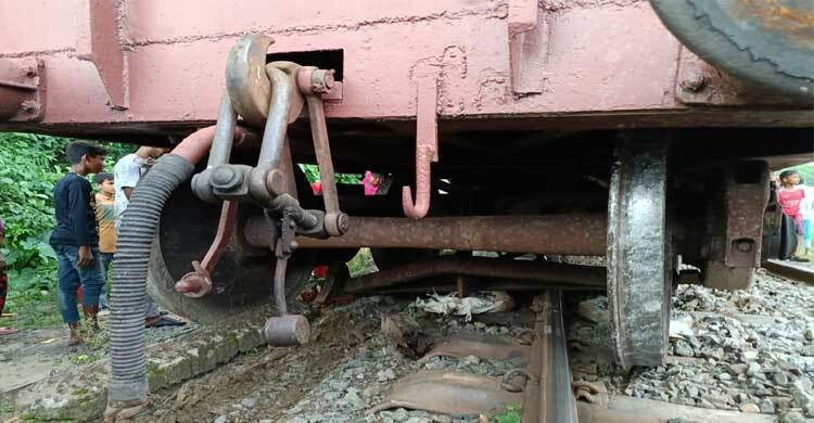 পাঁচ ঘণ্টা বন্ধ থাকার পর খুলনার সঙ্গে যোগাযোগ স্বাভাবিক