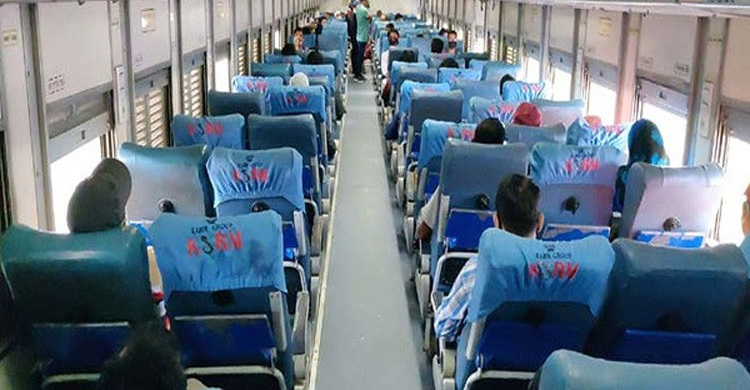 ট্রেনে নারীদের কামরা বরাদ্দে হাইকোর্টে রুল শুনানির আদেশ রোববার