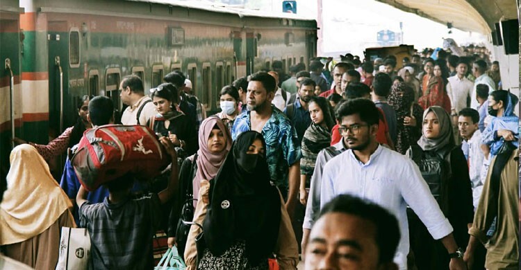 নীলসাগর সকাল ১০টা ১০, একতা বিকেল ৪টা ৫০ মিনিটে ছাড়বে