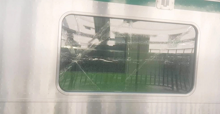 Brickbats thrown at Dhaka metro train, window damaged