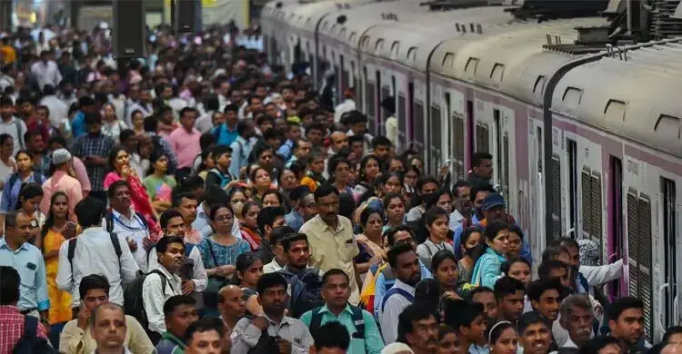 মুম্বাইয়ে রেলওয়ে স্টেশনে অধ্যাপককে ছুরিকাঘাতে হত্যা