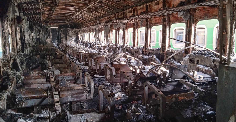 8 victims of Benapole Express fire in critical condition