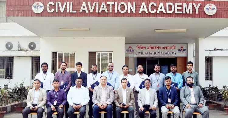 বিমানবন্দরে যাত্রীসেবা বাড়াতে বোর্ডিং ব্রিজ অপারেটদের প্রশিক্ষণ