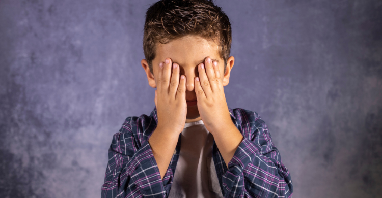 আঘাতপরবর্তী মানসিক চাপ যেভাবে শিশুর জীবন পাল্টে দেয়