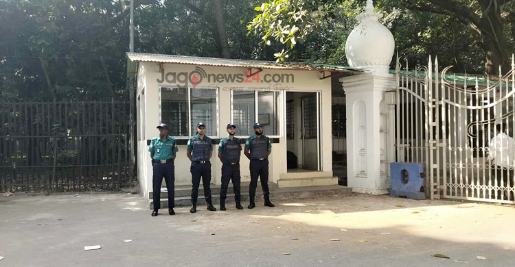 ট্রাইব্যুনালে কড়া নিরাপত্তা, সেনাবাহিনী-বিজিবি-পুলিশের অবস্থান