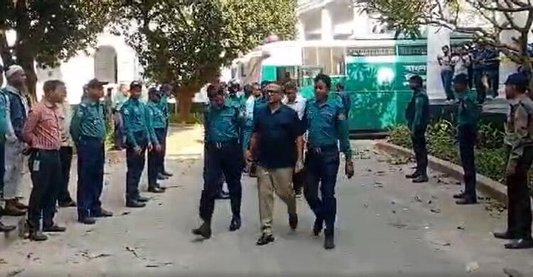 ১০ মামলায় ৪১ আসামিকে ট্রাইব্যুনালে হাজির